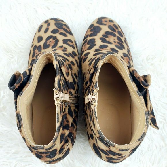 Lov Mark SKYE-5 Leopard Suede Booties Size 6.5 EUC - Picture 5 of 8